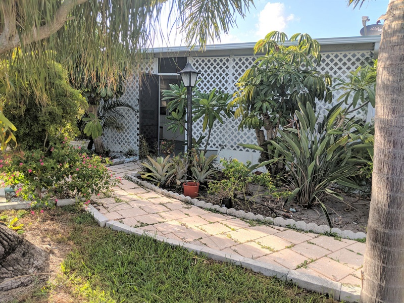 2000 N Congress Ave Lot# 8, West Palm Beach, Florida 33409, 3 Bedrooms Bedrooms, ,1 BathroomBathrooms,Mobile Homes,SOLD,Palm Beach Colony,N Congress Ave Lot# 8,1148
