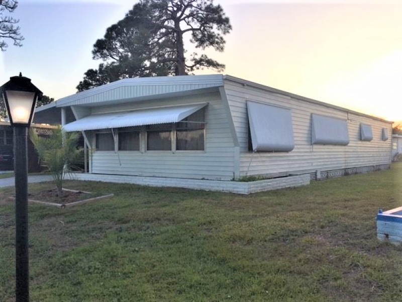 6445 Birch Ln, Florida 33462, 2 Bedrooms Bedrooms, ,2 BathroomsBathrooms,Mobile Homes,SOLD,Birch Ln,1028