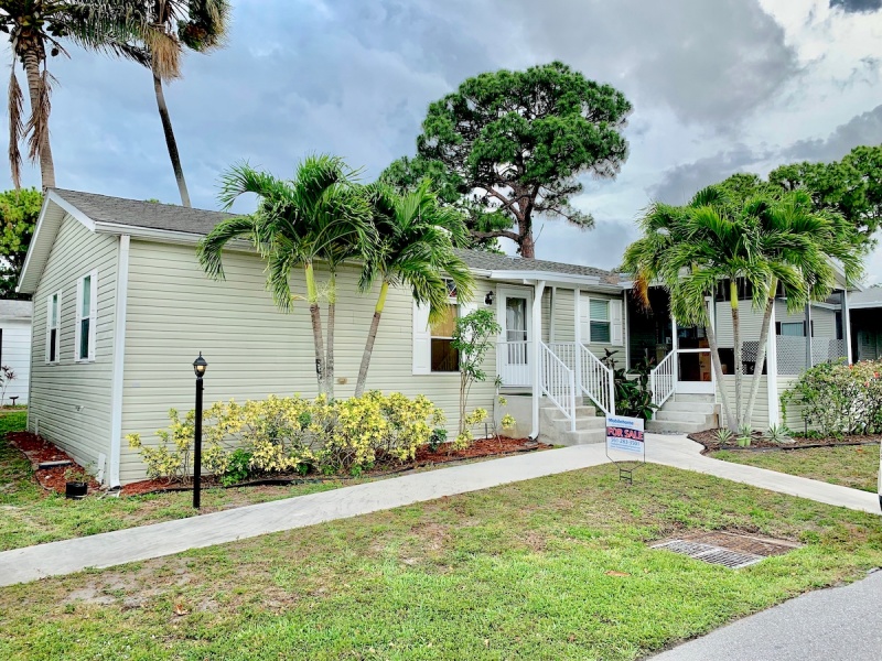 2555 PGA BLVD, PALM BEACH GARDENS, Florida 33410, 2 Bedrooms Bedrooms, ,2 BathroomsBathrooms,Mobile Homes,SOLD,PGA,1302