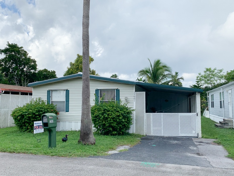 13061 SW 9th place, Davie, Florida 33325, 3 Bedrooms Bedrooms, ,2 BathroomsBathrooms,Mobile Homes,SOLD,13061 SW 9th place,1407