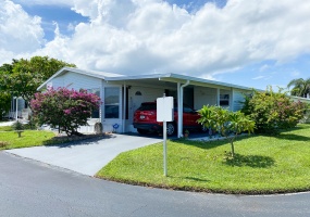 SSE 898  – $40,000 2BR/2BA – Nice corner lot with a brand new A/C
898 Sundeck Way, Boynton Beach, FL 33436