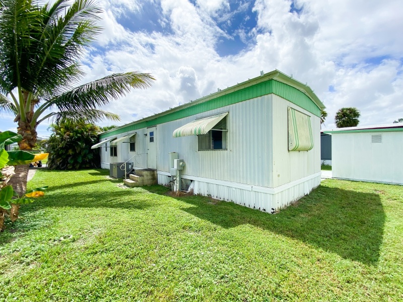 Riviera Beach, Florida 33404, 2 Bedrooms Bedrooms, ,2 BathroomsBathrooms,Mobile Homes,NEW LISTING,1498