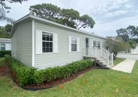 TMF 53 - This Mobile Home is a great deal!
2555 PGA Blvd Palm Beach Gardens, FL 33410