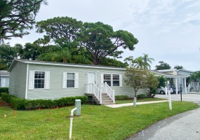 TMF 314 - This unit is a completely remodeled 3 bedroom 2 bathrooms!
2555 PGA Blvd Palm Beach Gardens, FL 33410
