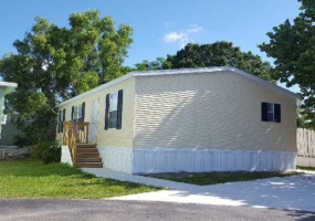 13 Susan Circle, Lake Worth, Florida 33463, 3 Bedrooms Bedrooms, ,2 BathroomsBathrooms,Mobile Homes,SOLD,Lago Palma,Susan Circle,1063